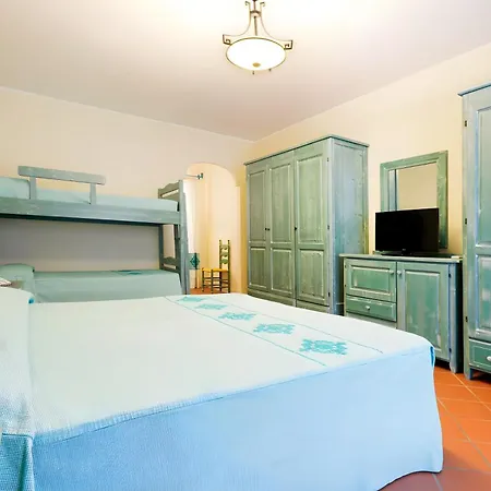 Otel Hotiday Golfo Aranci
